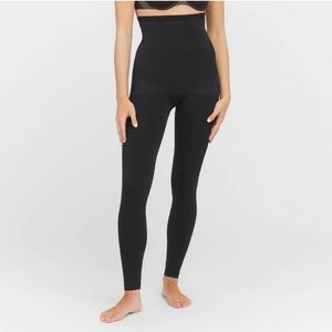 Spanx aredhot Tummy Control Seamless Tights Assets